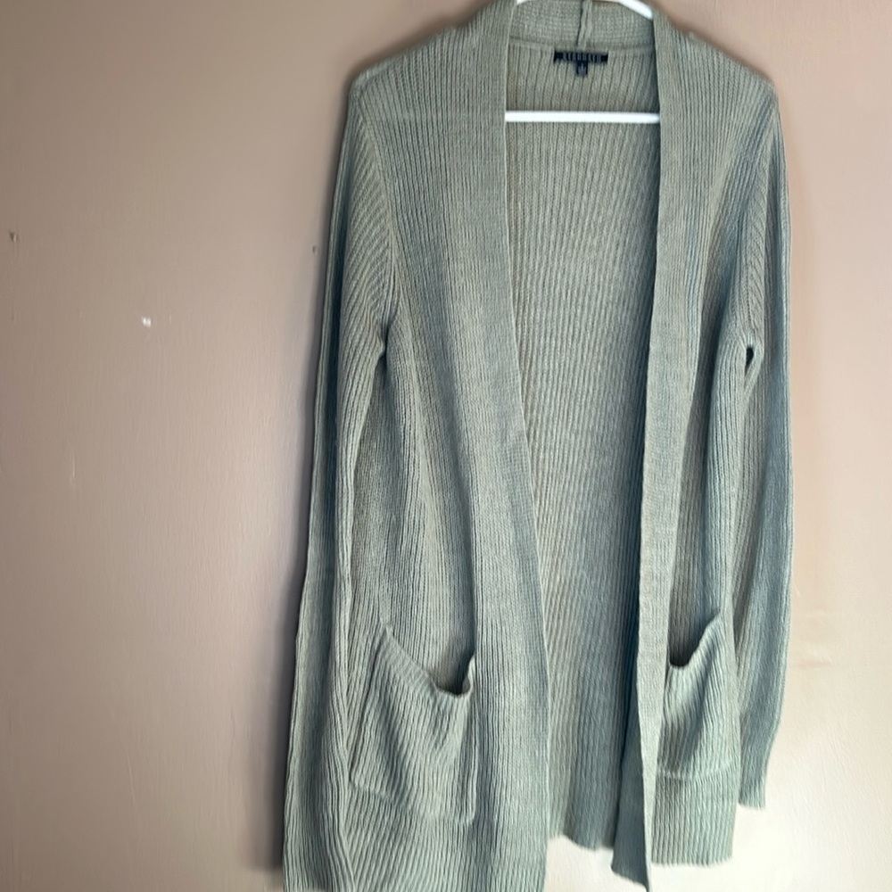 3/$25 Staccato Open Front Pocketed Olive Green Lightweight Cardigan Size L